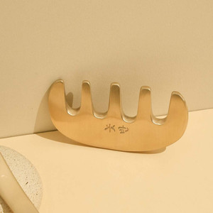 NOBBAN Korean Traditional Bangjja Brassware Scalp Gua Sha <b>Massage</b> Comb <b>Hand</b>-Forged Bronzeware Hair Brush for Head Scalp Therapy - Product Image 2