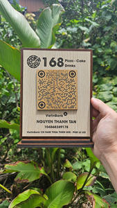 ป้ายไม้แขวนสั่งทำพิเศษ งานฝีมือยั่งยืน ตกแต่งผนังสำหรับบ้านและพื้นที่เชิงพาณิชย์ รับผลิตตามแบบ (OEM) และขายส่งจำนวนมาก - Product Image 2