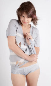 Nueva Camiseta Sexy de Verano con Mangas Abullonadas, Cuello Redondo, Diseño de Puntos y Cuentas, Tejido Elástico de Seda/Algodón, Sensación Ligera y Transpirable - Product Image 4