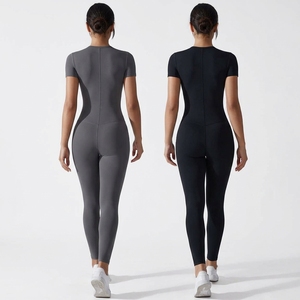 Conjunto Deportivo de 2 Piezas para Mujer, Manga Larga, Cuello Redondo, Pantalones Cortos de Cintura Alta, Ropa Deportiva para Gimnasio - Product Image 3