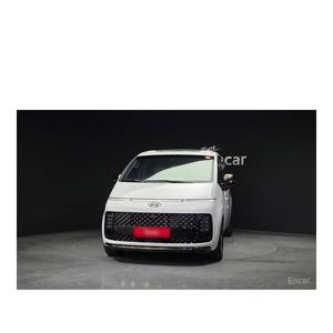 Hyundai Staria 2023, 4WD Lounge, 7 Plazas, con Cámara Trasera, Asientos de Cuero, Caja de Cambios Automática, Diésel, 55,704 km - Product Image 3