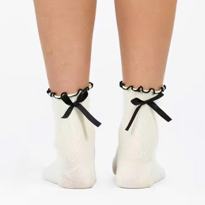 Chaussettes courtes blanches pour femmes JZVINA avec nœud décoratif, antidérapantes, respirantes, en coton, pour un usage quotidien, style élégant - Product Image 3