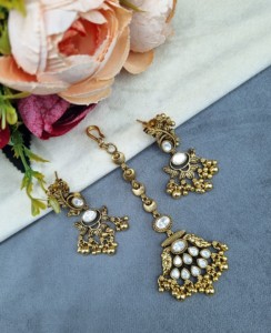 Exquisite Oval Zircon Leaf Motif <b>Necklace</b> Set With Earrings And Mangtika <b>Delicate</b> Light weight Jewellery Sets For Reception Wear - Product Image 6