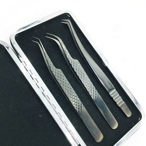 Ensemble de pinces à cils RMI en acier inoxydable anti-magnétique de 10 mm, pointe de précision noire avec revêtement plasma pour extensions de cils - Product Image 4