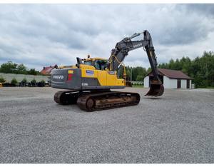 Excavadora de cadenas Volvo EC220D usada con motor, bomba y caja de cambios de alta eficiencia - Garantía de más de 5 años - Product Image 4