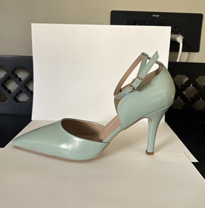 Elegantes Sandalias de Tacón Alto de Cuero Genuino Verde Menta para Mujer, Punta Puntiaguda, Correa con Hebilla, para Todas las Temporadas - Product Image 3