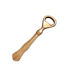 Ouvre-bouteille en métal doré, outil d'accès rapide pour les fêtes, les rassemblements, les événements, les célébrations sociales, les moments de divertissement, utilisation de l'ouvre-bouteille - Product Image 1