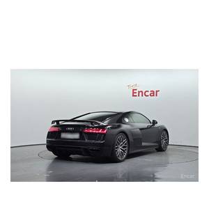 Audi R8 5.2 V10 Plus Coupé Modèle 2017 26 403 km Volant à Gauche Émissions Euro V Boîte de Vitesses Semi-Automatique 2 Places - Product Image 2