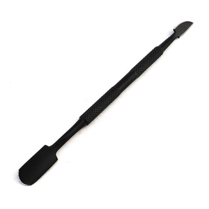 Pousse-cuticules et grattoir à ongles double extrémité en acier inoxydable noir, écologique et réutilisable, pour manucure, pédicure et soins en salon - Product Image 1