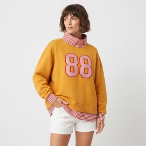 Sudadera Extra Grande de Primera Calidad para Mujer, Cuello Redondo, Gris con Ribete a Cuadros Rojos, Número 44 Bordado, Manga Larga, Ropa Casual - Product Image 4