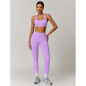 Ensemble de yoga pour femme : Soutien-gorge de sport en nylon et élasthanne à compression graduée, leggings taille haute, évacuation de l'humidité, équilibre thermique - Product Image 5