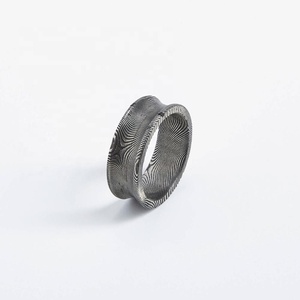 Bague en acier damas forgé avec marteau personnalisé, prix d'usine - Product Image 5