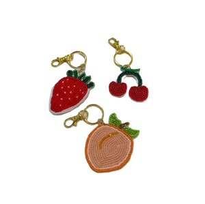 Llavero decorativo con cuentas de semillas para accesorios de bolso, diseño personalizado, llavero bordado con cuentas de semillas, accesorio de regalo - Product Image 1