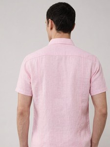 Chemises habillées décontractées Enovate respirantes 100 % coton tissé uni avec logo au col et manches courtes pour hommes - Product Image 2