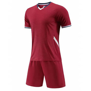 เสื้อฟุตบอลผู้ชายรุ่นใหม่ แบรนด์แฟชั่นระดับไฮเอนด์ ออกแบบพิเศษ ผลิตจากโพลีเอสเตอร์ คอตั้ง แขนสั้น - Product Image 2