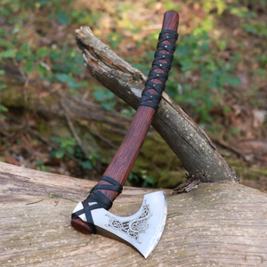 Hache de combat viking de haute qualité en acier à haute teneur en carbone, manche long en bois texturé, revêtement en cuir croisé, hache fonctionnelle DIY - Product Image 6