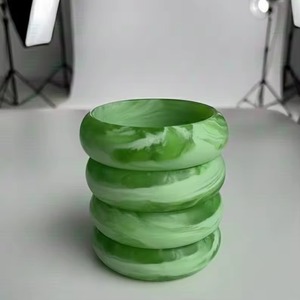 Brazalete de Resina Verde Hecho a Mano de Primera Calidad, Joyería Étnica y Accesorio de Moda para Mujer, Regalo para Bodas y Fiestas - Product Image 6