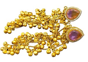 Pendientes Largos Bohemios de Latón Tradicional de Rajastán, Chapados en Oro Antiguo, con Topacio, Joyería Étnica Hecha a Mano, Venta al Por Mayor - Product Image 6