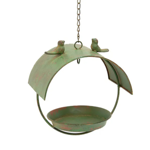 Comedero para pájaros colgante de metal vintage con diseño de pájaro sentado para uso en jardín y exteriores, resistente al óxido. - Product Image 6