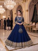 Robe de créateur tendance et exclusive avec broderie de sequins lourds et dupatta pour mariages, fêtes et occasions festives