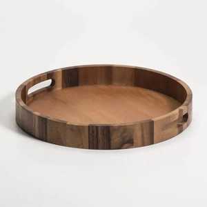 Plateau de service rond en bois foncé, plateau en noyer fait main avec poignées découpées, organisateur de boissons pour table basse, plateau de service alimentaire - Product Image 6