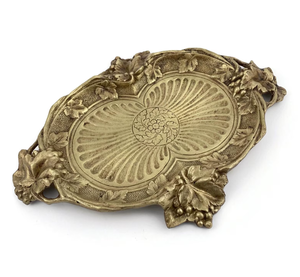 Plateau de service en aluminium doré de haute qualité, design créatif, pour hôtel, restaurant et bar, à prix avantageux pour les fêtes. - Product Image 5