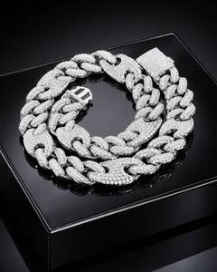 Cadena cubana de lujo con diamantes de moissanita, collar de plata 925, estilo hip hop, cadena con incrustaciones de diamantes, joyería para hombre, disponible para la venta. - Product Image 6