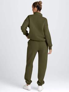 Conjunto deportivo de dos piezas para mujer, color verde oliva, sudadera con cremallera corta y pantalones jogger, ropa deportiva informal de lana para invierno, para el gimnasio. - Product Image 3