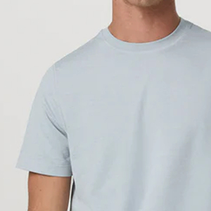 T-shirt pour homme au design uni avec logo personnalisable, coupe tendance, moderne et élégante, matière confortable, pour les acheteurs en gros - Product Image 3