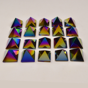 Pyramide de tourmaline noire arc-en-ciel, pierre polie en titane Aura, cristal pour décoration intérieure, 30x40 pouces, 100-200 grammes - Product Image 4