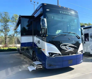 Camping-cars Confortables et Propres 2023-2025 Tiffin ALLLEGRO BUS 45BTP Modernes, Étanches et Faciles à Déplacer à Vendre - Product Image 1