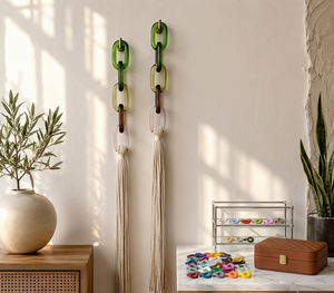Chaîne de maillons en résine colorée, design contemporain, artisanat de luxe, décoration murale pour la maison, respectueuse de l'environnement - Product Image 4