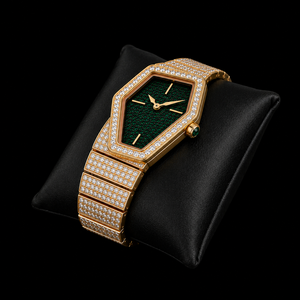 Montre de luxe pour femme, style premium, élégante, avec cadran vert, bracelet en acier inoxydable, mouvement à quartz, ornée de diamants et de pierres précieuses. - Product Image 3