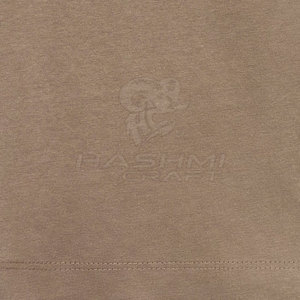 T-shirt pour homme tendance, décontracté, col en V, en coton doux et respirant, pour un look quotidien. - Product Image 6