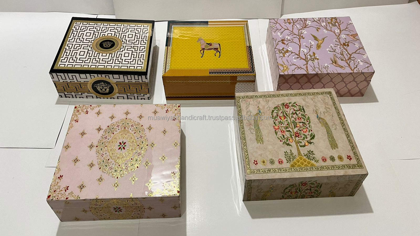 สีพิมพ์ที่กำหนดเองยอมรับ