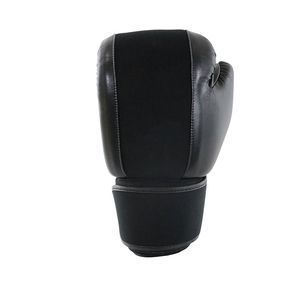 Gants de boxe en cuir pour l'entraînement - Évacuation de l'humidité et protection UV - Options personnalisables - Fabriqués au Pakistan - Product Image 5