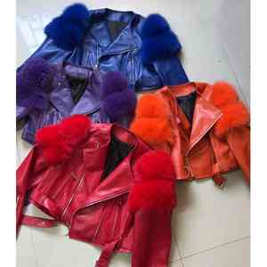 Chaqueta de cuero genuino de oveja para mujer, estilo motero urbano, con cremalleras, corte corto y ribete de piel de zorro - Product Image 4