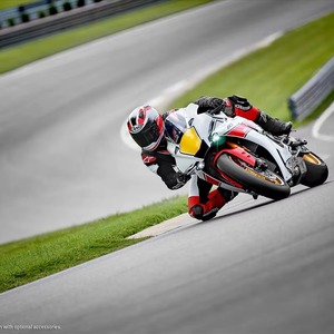 Yamaha YZF-R1 2022 Edición 60 Aniversario del GP Mundial, Superbike de 998cc |   Motocicleta de Carreras de Edición Limitada |   ABS |    Exportación - Product Image 3