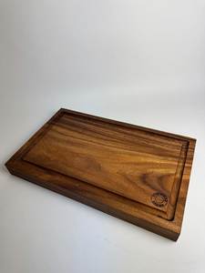 Planche à découper en bois de noyer rectangulaire, épaisseur 1,5 cm, antidérapante, design minimaliste, bloc de découpe pour la cuisine - Product Image 1