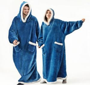 โรงงานขายส่งผ้าห่มเชอร์ปาแบบมีฮู้ดสั่งทำพิเศษ ผ้าห่มสวมใส่ได้ขนาดใหญ่พิเศษ พร้อมโลโก้ OEM ODM แบรนด์ส่วนตัว ผู้ผลิตสำหรับฤดูหนาว - Product Image 3