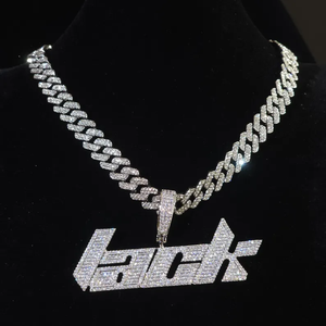 Collar de Lujo Unisex de Plata 925 con Moissanita, Diseño Hip Hop Iced, Estilo Urbano, Personalizable con Letra, Bañado en Rodio, Venta al por Mayor - Product Image 1