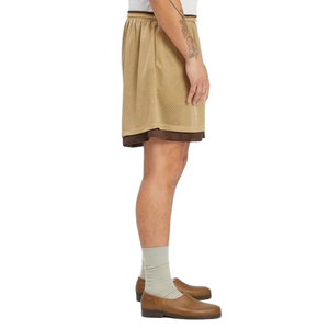 Shorts de basket-ball personnalisés avec logo brodé par sublimation, au-dessus du genou, 5 pouces, pour hommes, respirants, en mesh - Product Image 3