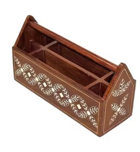 Caja de Almacenamiento de Madera, Diseño Rústico Cuadrado con Recorte de Corazón, Hecha a Mano, para Organizar Objetos en la Sala de Estar - Product Image 5