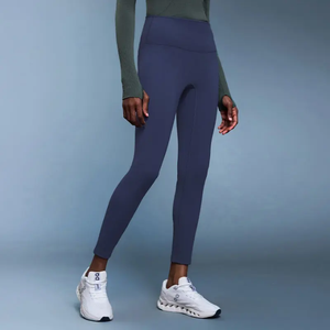 Leggings de yoga taille haute pour femmes, logo personnalisé, couleur unie, séchage rapide, pantalon en Spandex/Nylon pour l'entraînement en extérieur - Product Image 2