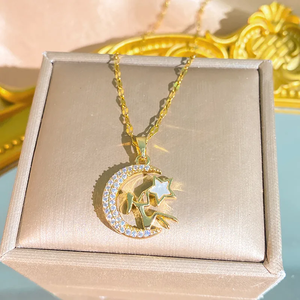 สร้อยคอรูปดาวสำหรับผู้หญิง ทำจากสแตนเลส 304 ชุบทอง หนา 0.03µm ประดับด้วยเพทายและสายโซ่ - Product Image 1