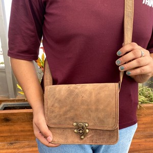 Nouveau mini sac à bandoulière en cuir pleine fleur de haute qualité de luxe fabricant personnalisé sacs à main classiques en cuir véritable vintage pour femmes - Product Image 2