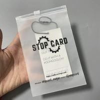 Sacs en polyéthylène refermables avec logo imprimé pour vêtements, t-shirts, emballage en plastique givré personnalisé avec fermeture éclair, sacs à fermeture éclair pour vêtements