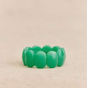 Pulsera de Resina Moderna y Elegante, Hecha a Mano con Cuentas Brillantes, Joyería de Moda para Mujer, Ligera y Elástica - Product Image 1