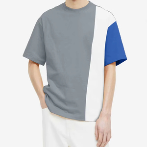 T-shirt '' SOSH 4 '' pour homme, col rond surdimensionné avec empiècements contrastés - Product Image 1