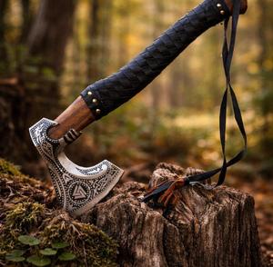 Hacha Vikinga Valhalla Forjada a Mano de la Mejor Calidad, Hacha de Caza Hecha a Mano con Grabado para Supervivencia, con Funda - Product Image 1